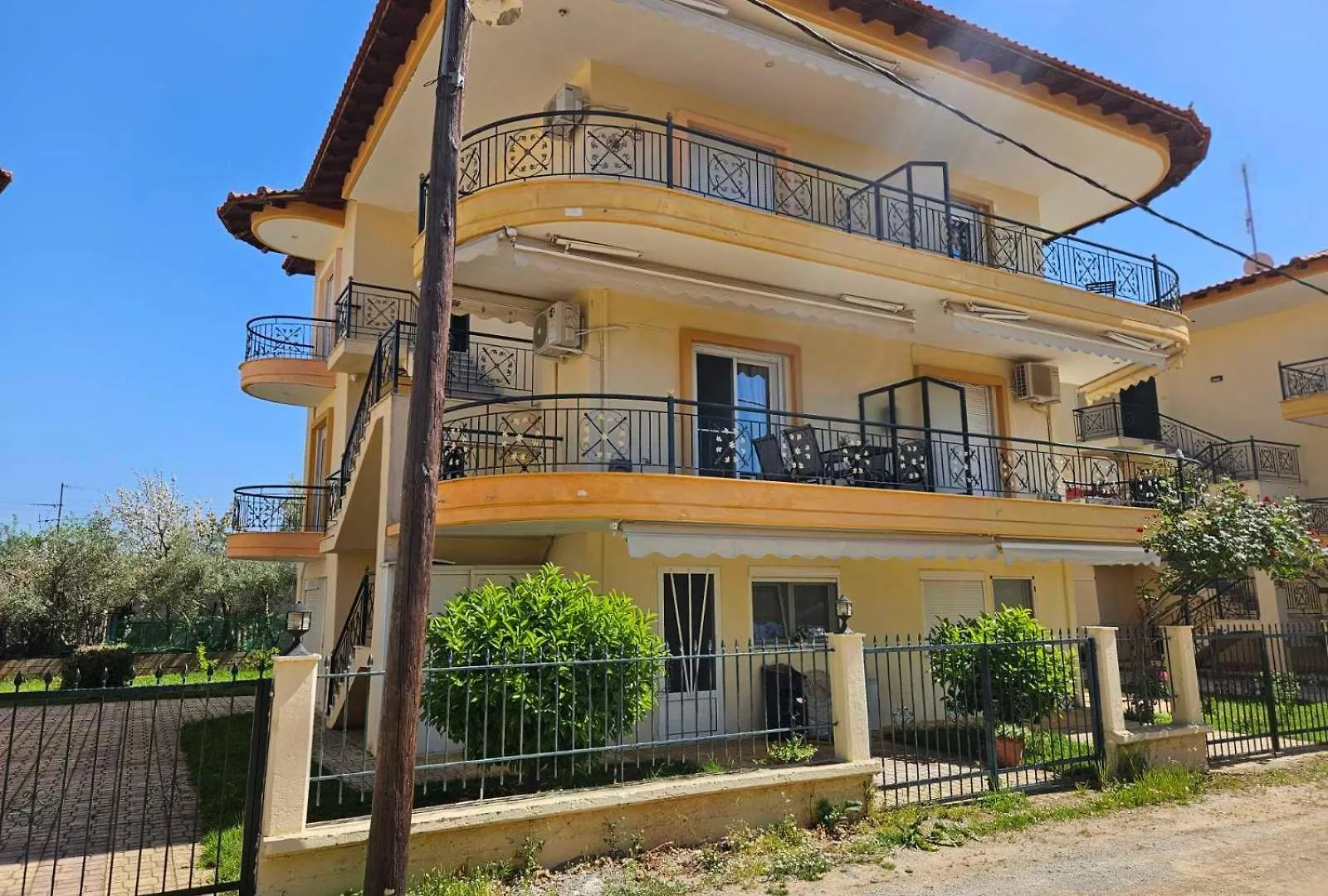 St George Apartment In Mouries Dionisiou Paralia Dionysiou 0*,