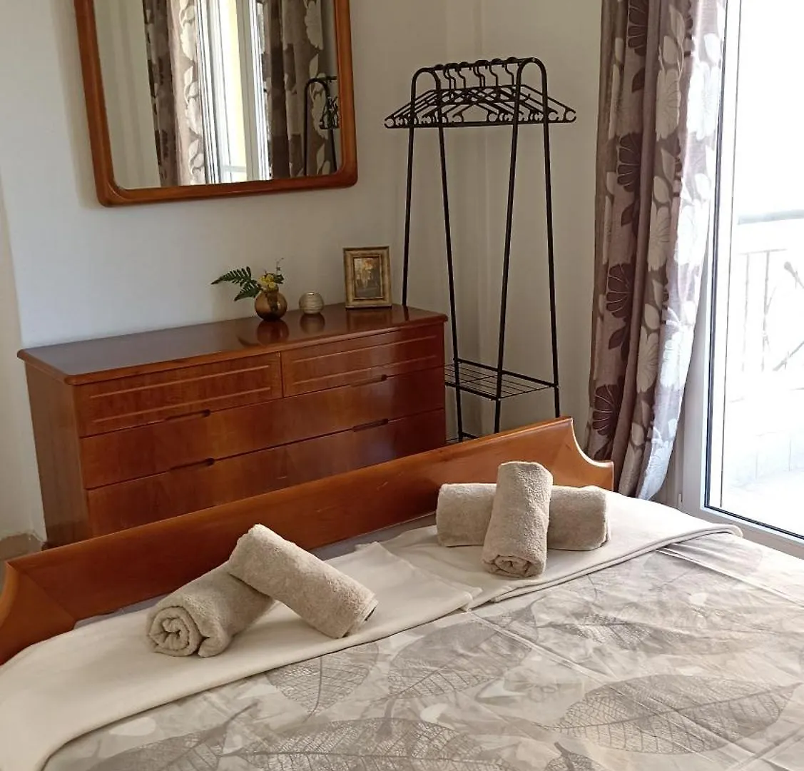 St George Apartment In Mouries Dionisiou Paralia Dionysiou 0*,
